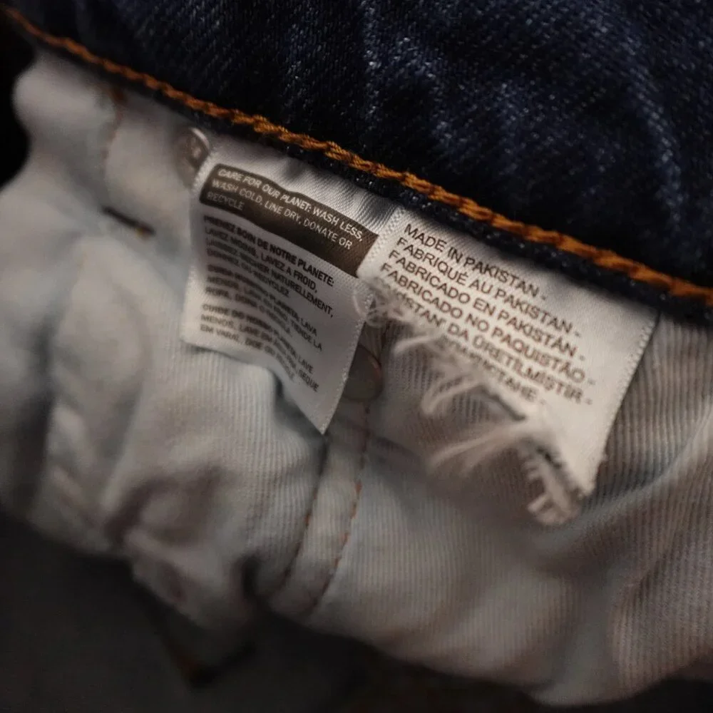 Levi’s Premium 505 Jeans Men’s 30x32 Straight Leg Light Indigo Classic‎ Denim